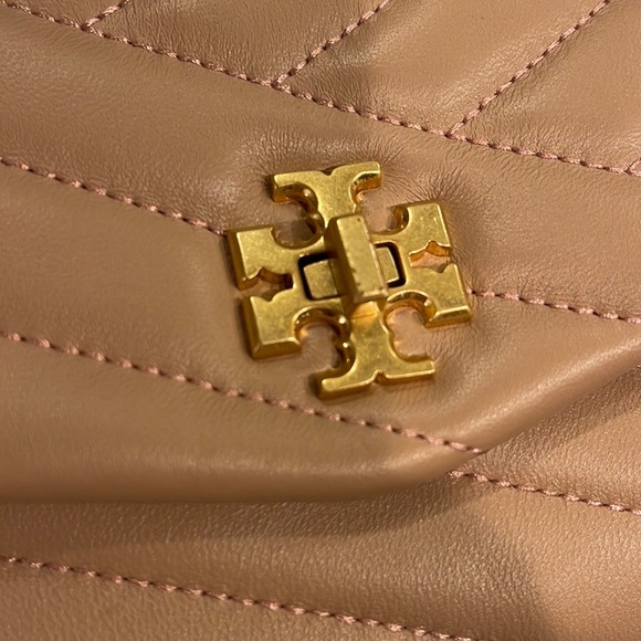 Tory Burch crossbody - Picture 3 of 16